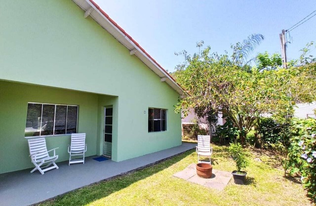 Enseada Beach, comfortable house