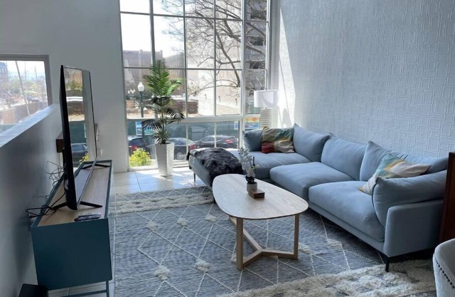 Entire 2BR Loft in Little Italy all within walking