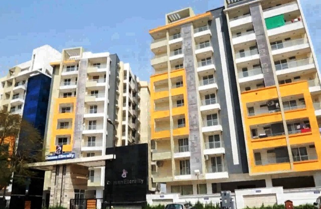 Entire 3 bedroom Spacious apartment