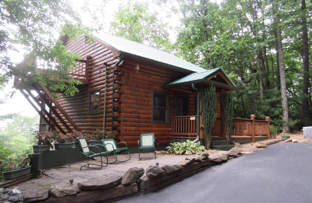 Entire cabin for rent, 30-day minimum stay.