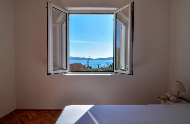 Entire House, 6 beds, Sea and Mountain View, Bay of Kotor, Montenegro