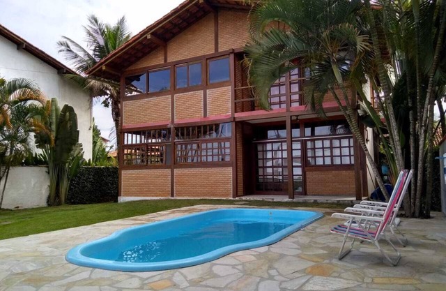 ENTIRE SEAFRONT HOUSE