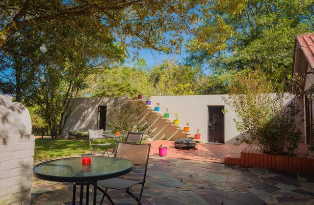 Entre Árboles Hostal