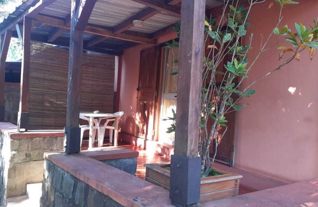 Equipped and ventilated studio in the heart of the city and nature