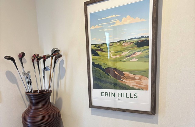 Erin Hills Area Perfect Getaway, Specializing in Golf and Wedding Guest Groups