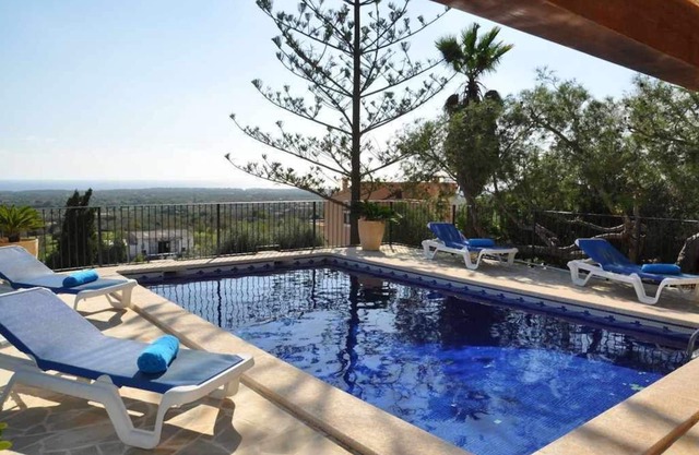 Es Puiget D'Abaix 4 people, pool, bbq and wifi