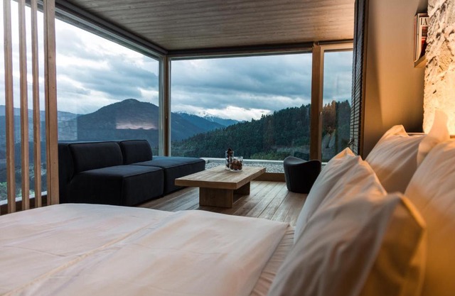 Escapade Luxury Residences