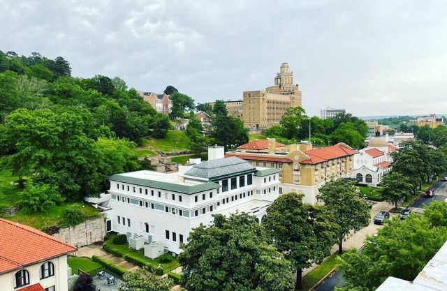 Escape the Hustle and Bustle- Close to town but outside of City Limits.