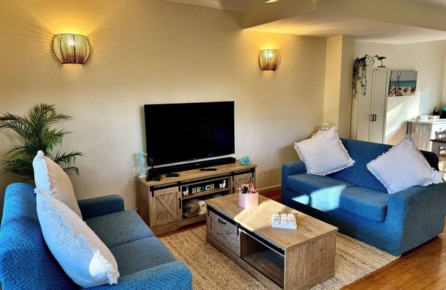 Escape to Preston Beach