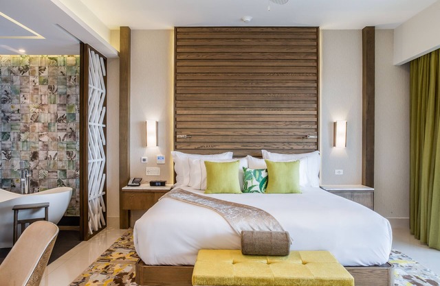 Escape to Pure Luxury with the entire Family!