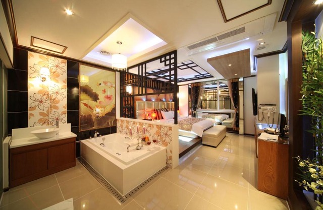 Esia hotel