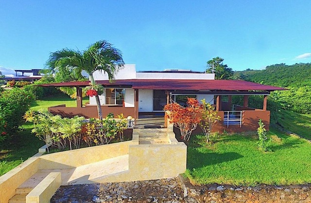 Esmeralda Suite Villa with Sea View