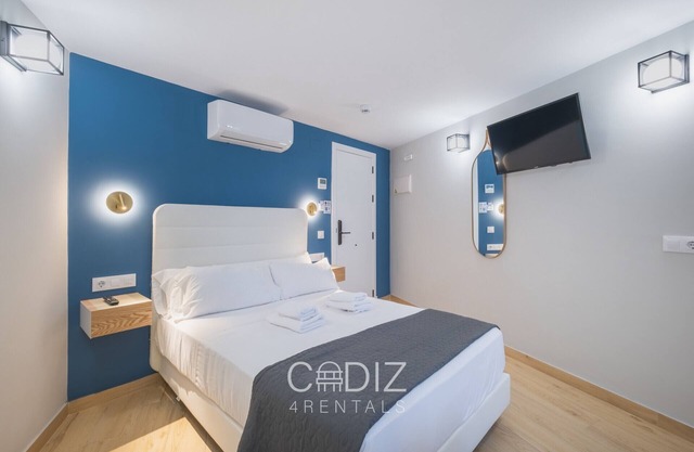 Estudio Doble Semisotano - CORAL ZAHARA Suites by Cadiz4Rentals