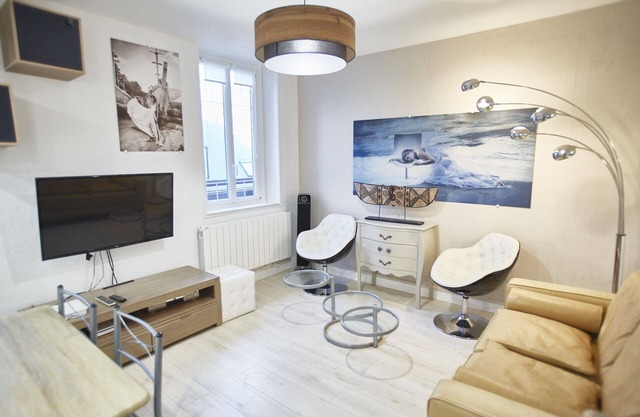 ETRETAT - few meters from sea side - Charming flat "Waves of Atlantis"