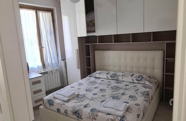 Eulalia Apartment - Two Bedroom Apartment, Sleeps 4