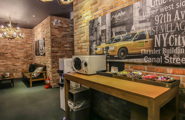 Eumseong Chungbukyeoksindosi H Motel