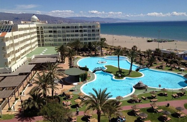 Evenia Zoraida Resort