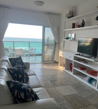 Excelente Apartamento na Praia das Virtudes