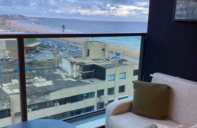 Excellent Apartment with City & Beach Views