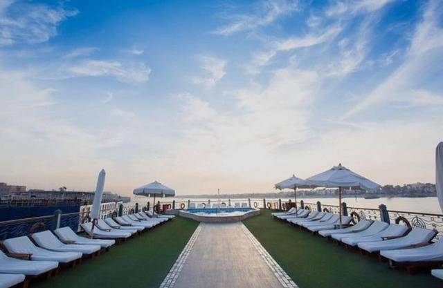 Excellent Nile cruise 4 & 6 Nights