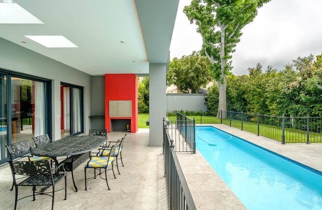 Exceptional attention to detail no stone has been left unturned