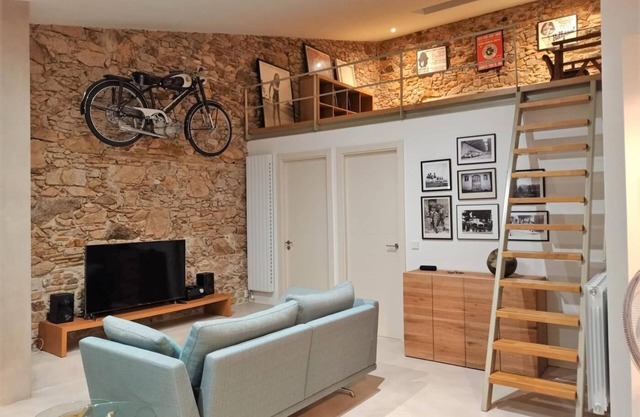 Exclusive and CENTRAL PENTHOUSE with TERRACE two minutes walking to the BEACH.