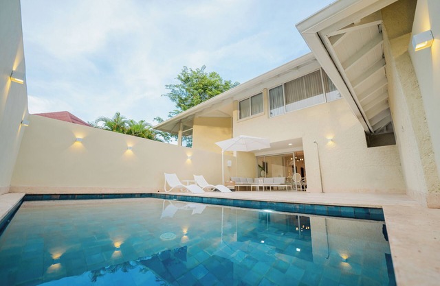 Exclusiva Golf Villa