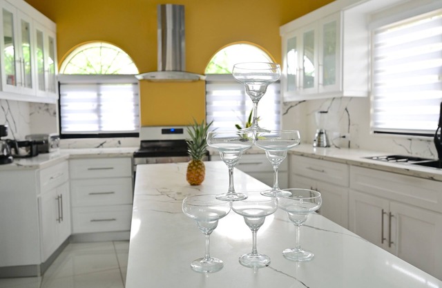 Exclusive and private luxury villa with pool, spa & lounge