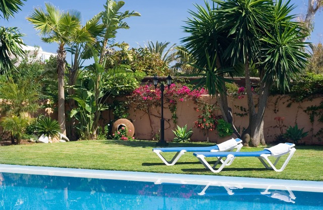 Exclusive Villa El Messidor with Private Pool, 2nd Line to Beach