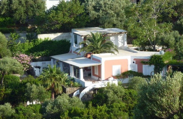 Exclusive villa in Panarea with private garden and panoramic terrace