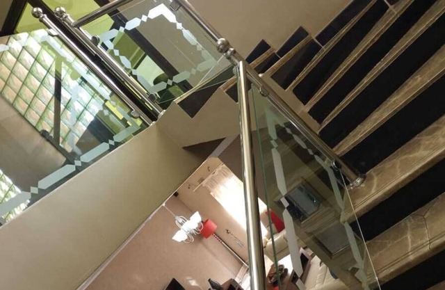 Executive fully furnished apartment close to amenities