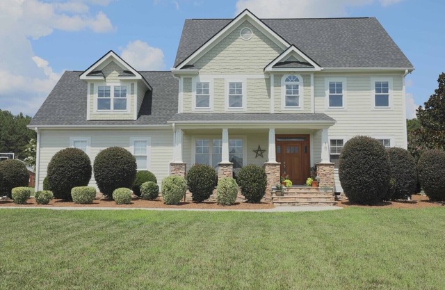 Executive Home on over an Acre of Land. Country Living at its Best.