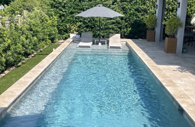 EXECUTIVE HOME with RESORT POOL in the heart of Tampa Bay