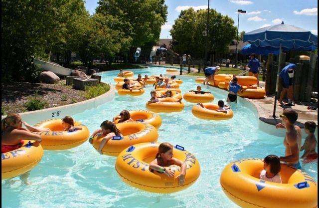 Exotic House - Few minutess from O'Hare and Chicago