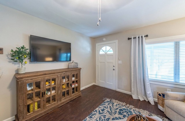 Experience charming downtown Winter Garden! 1 block from it all!