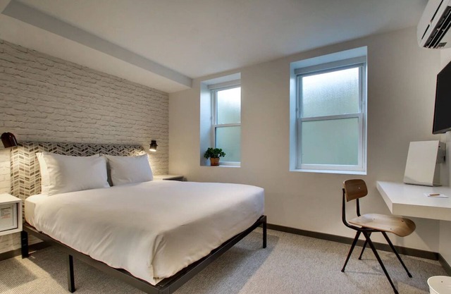 Experience Vibrant D.C.: Convenient Room Close National Mall