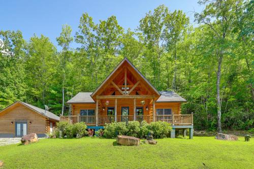 Explore Linville Falls Cabin with Game Room and Deck!