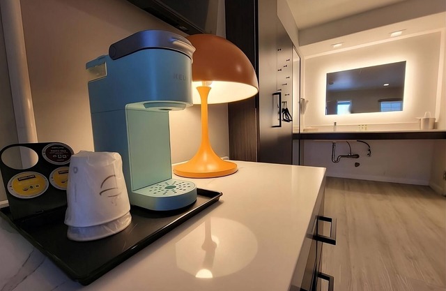 Explore the Rosicrucian Egyptian Museum! 2 Vintage-Modern Units, FREE Parking!