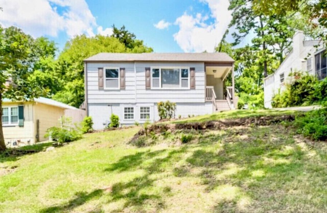 Explore the Ruffner Mountain Nature Preserve