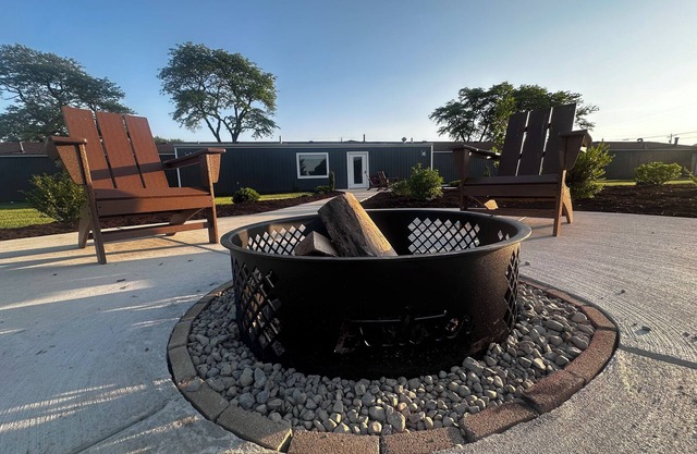 Explorer Rest & Recreation