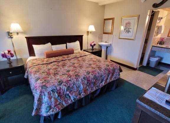 Express Inn and Suites