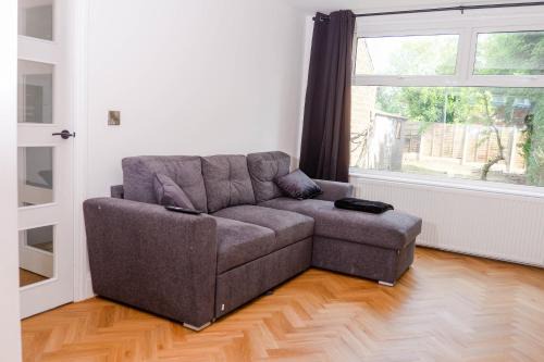 Exquisite 3BD Nordic Retreat with Parking