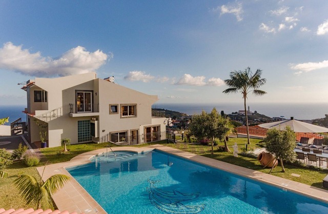 Exquisite Madeira Villa | Villa Funchal Belair | 4 Bedroom | Panoramic Sea View.