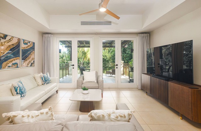 Exquisite St. Regis Bahia Beach Villa; Beach/Pool/Tennis & Golf Cart included