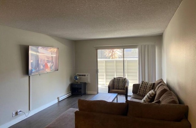 Extravagant onebedroom LA vibe