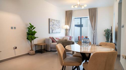 F1 Dream 4br Villa! - Yas Island