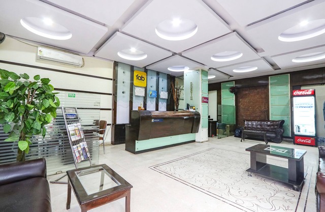 Fabhotel Royal Residency Ii