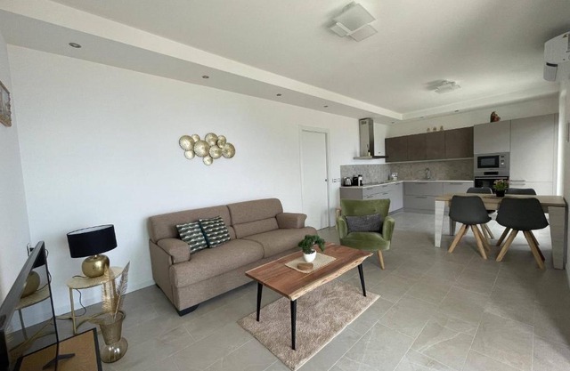 Fabula Home Rental - Wonder House