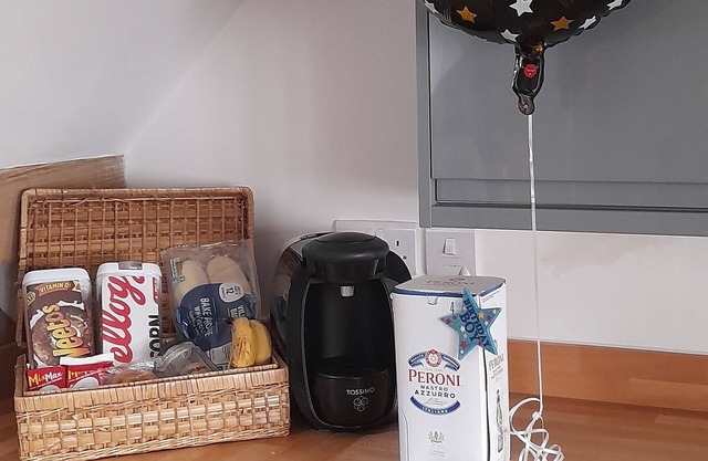 Fabulous 2 bedroomed oak barn perfect for a country get-away.