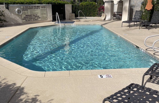 FABULOUS DOWNTOWN PALM DESERT CONDO!nWalking distance to restaurants and shops.